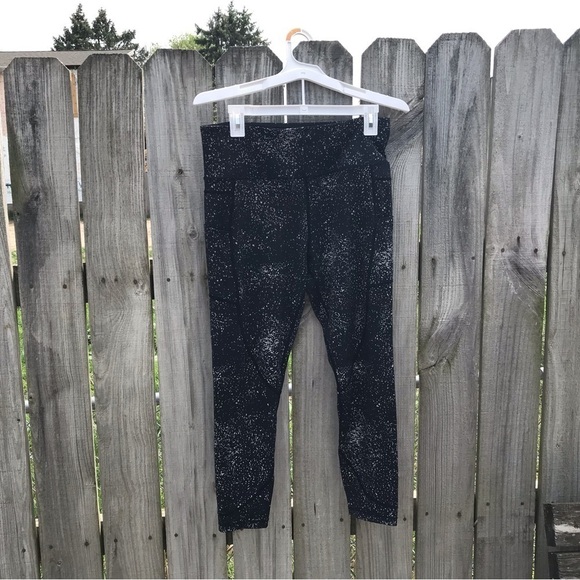 Zyia Galaxy Reflections Leggings - Picture 9 of 9